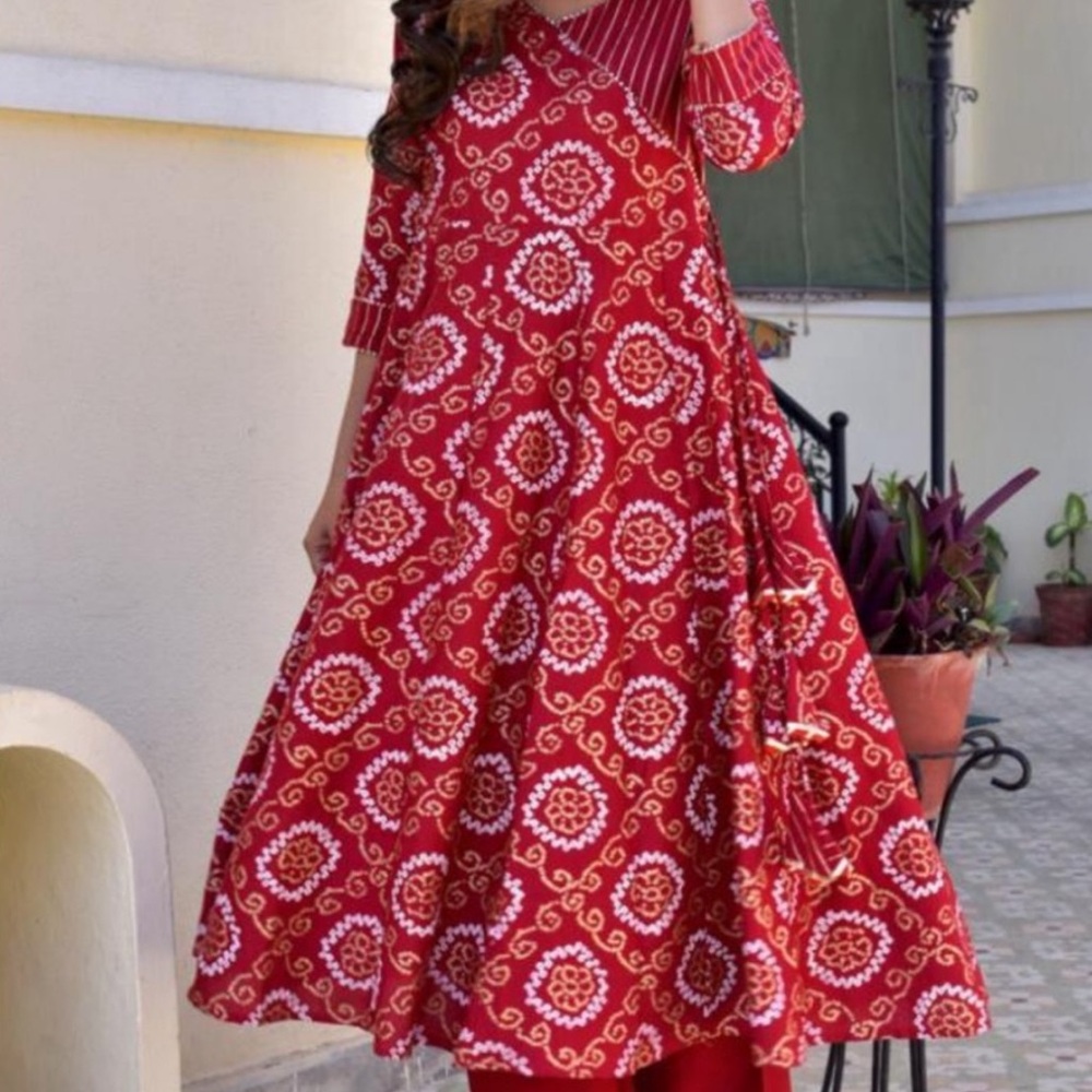 Women’ kurtha